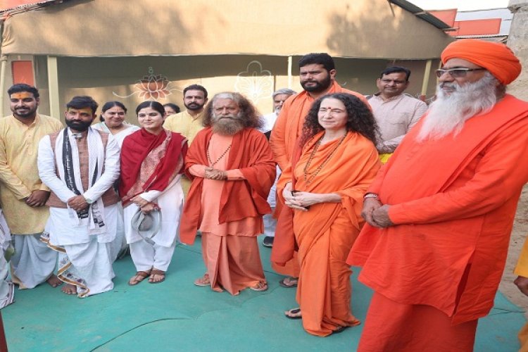 महाकुम्भ में शक्ति, भक्ति और संकल्प का समागम: स्वामी चिदानन्द सरस्वती