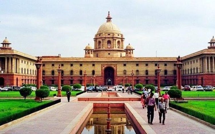 हिन्दू हास्टल चौराहे पर वकीलों से पुलिसिया मारपीट मामले की हाईकाेर्ट ने की सुनवाई, अधिकारियाें से जवाब तलब