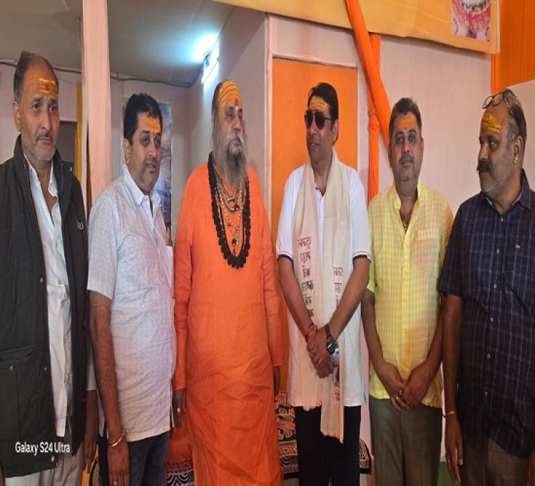 महाकुम्भ: श्री दूधेश्वर नाथ महादेव कुंभ मेला शिविर में हजारों भक्तों का लगा तांता