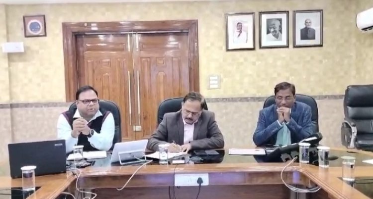 अफवाहाें पर ध्यान ना दें रेल यात्री: एडीआरएम