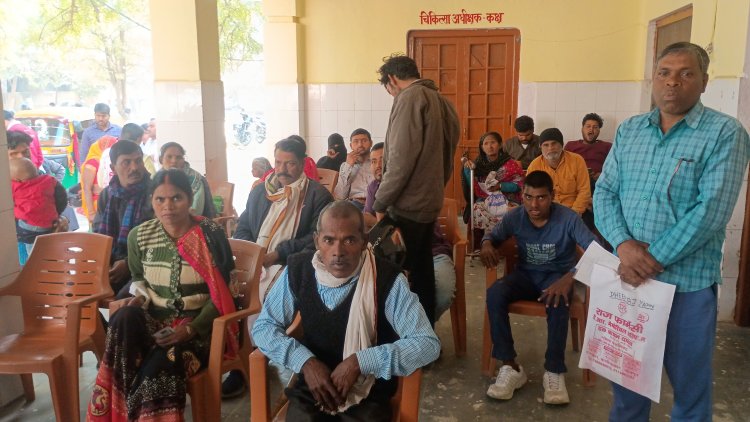 दिव्यांगजनों की सहायता के लिए लगाया गया कैंप