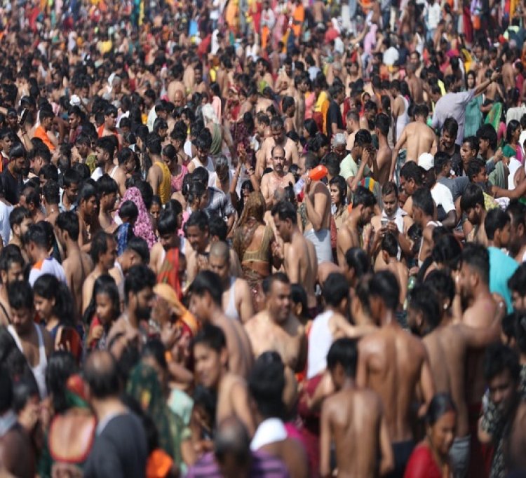 महाकुम्भ में अब तक कुल 63.36 करोड़ से अधिक श्रद्धालुओं ने लगाई आस्था की डुबकी