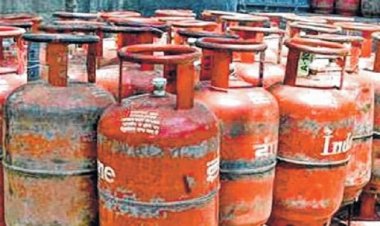 कमर्शियल एलपीजी सिलेंडर छह रुपये हुआ महंगा