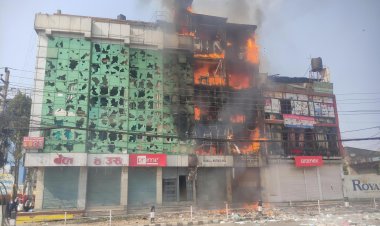 काठमांडू में हुई हिंसक झड़पों में एक पत्रकार सहित दो की मौत, 110 घायल