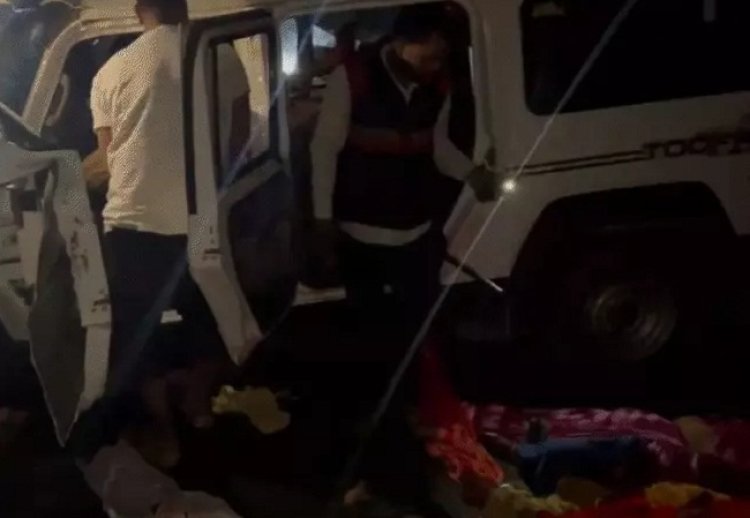 मप्र के सीधी में जीप और टैंकर की भिंड़त में आठ की मौत, 14 घायलों में सात की हालत गंभीर