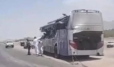 दुर्घटना में बाल-बाल बचीं मंत्री बीरबाहा हांसदा, घायल टोटो यात्रियों को खुद पहुंचाया अस्पताल