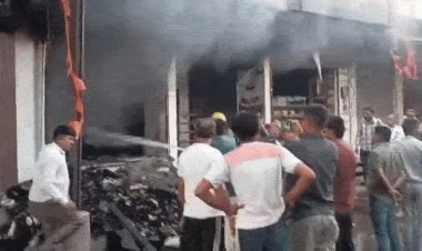 कपड़े की दुकान में लगी आग, तीन घंटे बाद पाया काबू