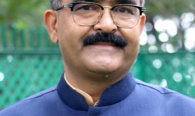 मुख्य सचिव को तत्काल निलंबित करे सरकार : बिक्रम ठाकुर