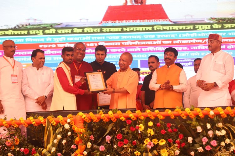 पिछली सरकारें प्रयागराज की पहचान मिटाने में लगी थीं: योगी आदित्यनाथ