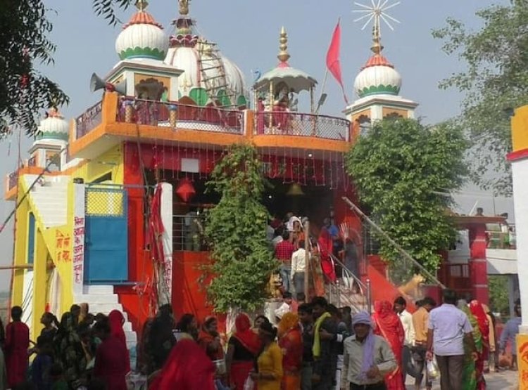 कभी डाकुओं के लिए आस्था का केंद्र रहा 'जालौन वाली माता' का यह मंदिर