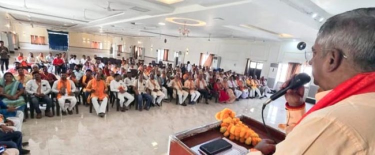 प्रधानमंत्री मोदी ने भारत की शक्ति का अहसास दुनिया को कराया : नीरज त्रिपाठी