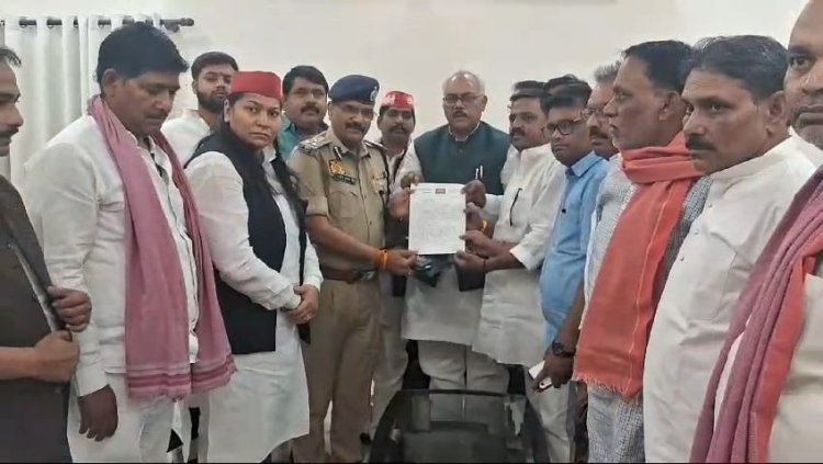 नेता प्रतिपक्ष लाल बिहारी यादव ने घायल सपा कार्यकर्ता से की मुलाकात