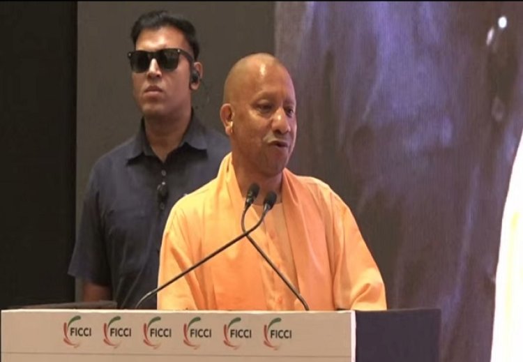 बदलते यूपी को देख रही पूरी दुनिया : योगी आदित्यनाथ