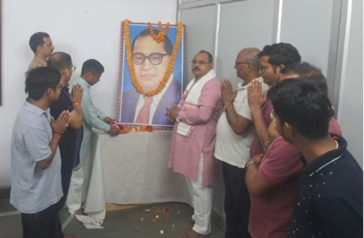 विलक्षण क्षमता और प्रतिभा के धनी थे बाबा साहेब आंबेडकर : मनोज