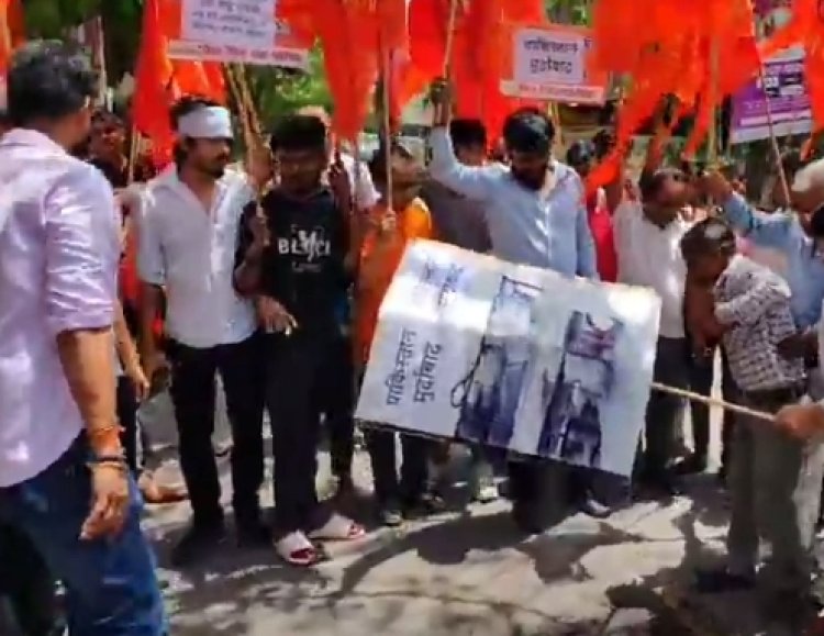 पहलगाम की घटना के विराेध में जनता में उबाल, यूपी में आतंक के खिलाफ प्रदर्शन