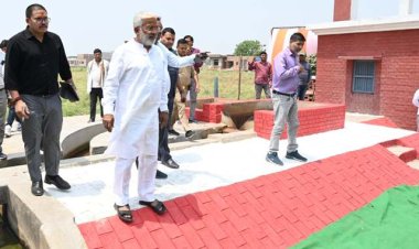 जलशक्ति मंत्री ने लखनपुर में राजकीय नलकूप का किया निरीक्षण