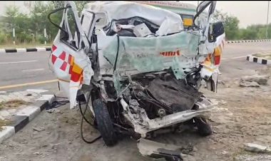 यूपी के पूर्वांचल एक्सप्रेसवे पर भीषण सड़क हादसा, पांच की मौत, एक घायल