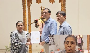 श्री बांकेबिहारी गलियारा परियोजना को मिला जनसमर्थन: एक गोस्वामी परिवार ने विकास के लिए स्वेच्छा से सौंपा अपना भवन