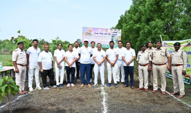 जांजगीर : 11वां अंतर्राष्ट्रीय योग दिवस पर सामूहिक योग कार्यक्रम का हुआ आयोजन