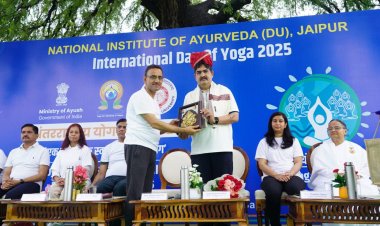 राष्ट्रीय आयुर्वेद संस्थान : जंतर मंतर बना योग और संस्कृति का संगम स्थल