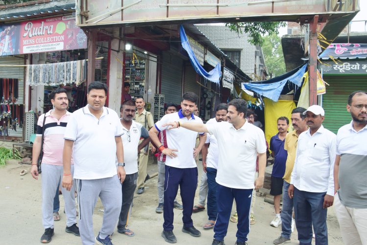 श्रावण मास से पूर्व ‘छोटी काशी कॉरिडोर’ को मिलेगी रफ्तार, विधायक ने सीडीओ के साथ किया निरीक्षण