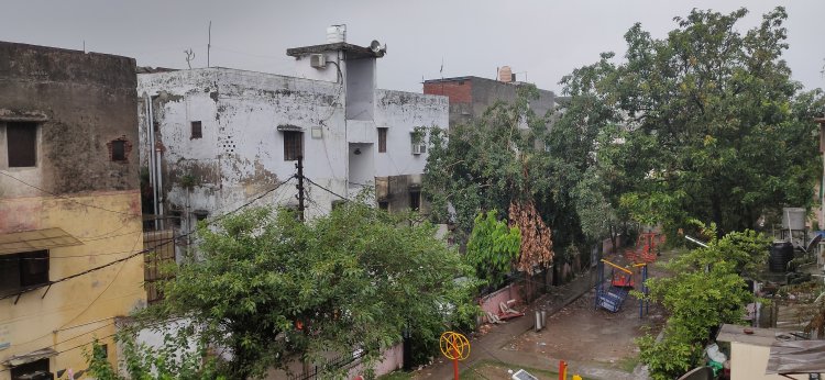 मुरादाबाद में झमाझम बारिश से लुढ़का पारा, भीषण गर्मी से मिली बड़ी राहत