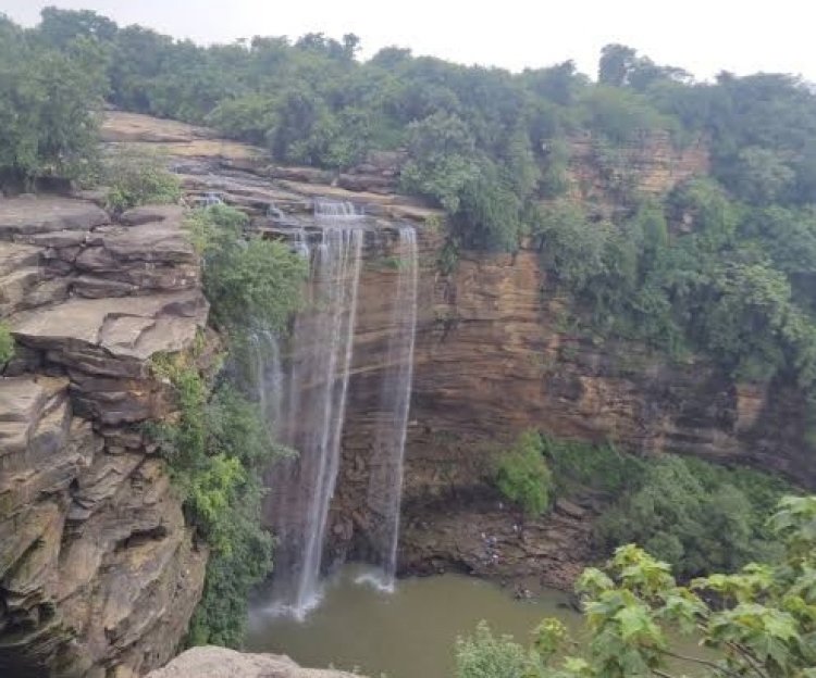 लखनऊ से पिकनिक मनाने चुना दरी आए दो साथी डूबे