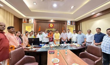 निर्विरोध चुने गए उपसभापति नरेंद्र सिंह, सपा पार्षद नदारद