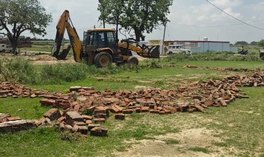 पीडीए ने 30 बीघा में की गई अवैध प्लाटिंग को किया जमींदोज