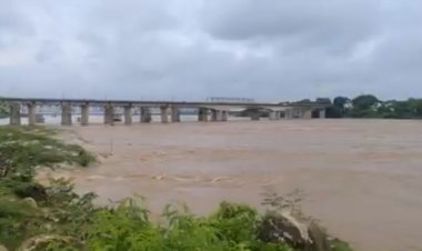 बुंदेलखण्ड में बाढ़ का खतरा: मंदाकिनी के बाद केन नदी ने भी पार किया लाल निशान, 40 से अधिक गांव चपेट में