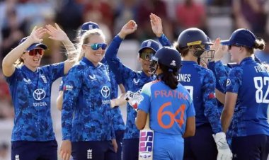 बारिश से बाधित दूसरे एकदिनी में इंग्लैंड ने भारत को 8 विकेट से हराया, सीरीज 1-1 से बराबर