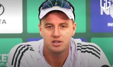 भारतीय गेंदबाज़ी की आलोचना के बीच मोर्ने मोर्कल ने चयन रणनीति का किया बचाव, कुलदीप यादव को लेकर दी सफाई