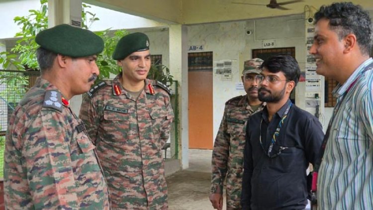 ब्रिगेडियर स्वर्ण सिंह ने प्रयागराज में ऑनलाइन सीईई केंद्रों का निरीक्षण किया