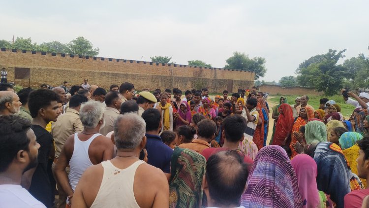 प्रयागराज में तालाब से चार बच्चों के शव बरामद