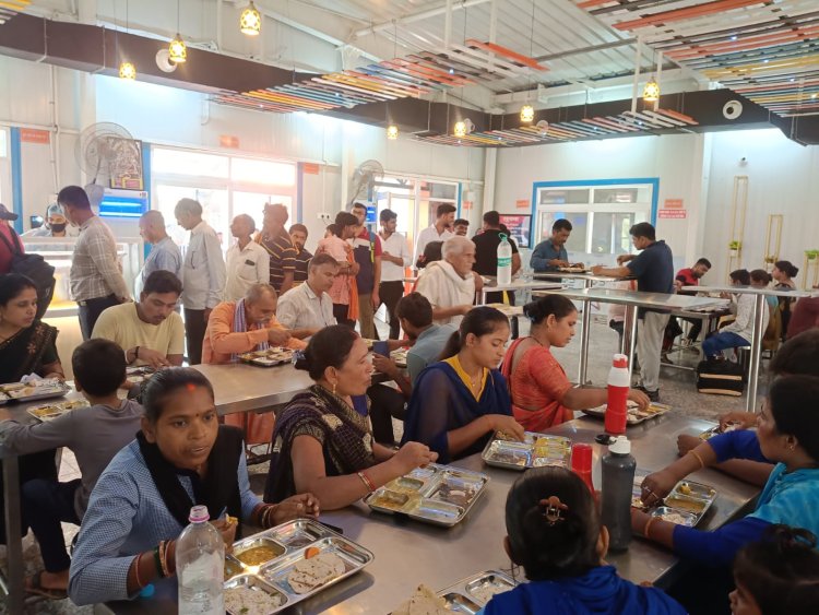 एसआरएन के मां की रसोई में मेजबान बना हिन्दुजा समूह