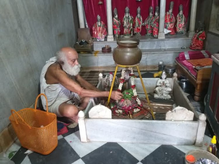 राम कृपेश्वर महादेव मंदिर: स्वामी करपात्री द्वारा स्थापित एक अद्वितीय आस्था केंद्र