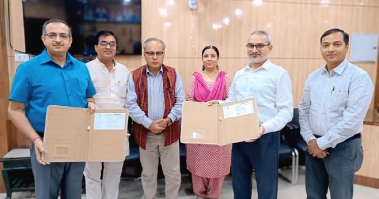 यूपी बोर्ड और यूपीआरटीओयू में शैक्षिक सहयोग के लिए हुआ एमओयू