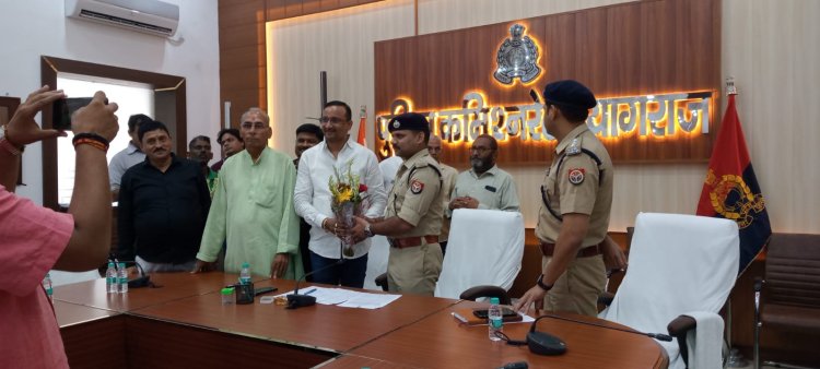 प्रयागराज के कौंधियारा में हुई लाखों की लूट का खुलासा, पांच गिरफ्तार