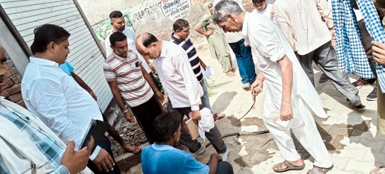 फतेहाबाद के गांव काताखेड़ी में पानी के 15 अवैध कनेक्शन काटे, लगा रखी थी सब्जी व हरे चारे की फसल