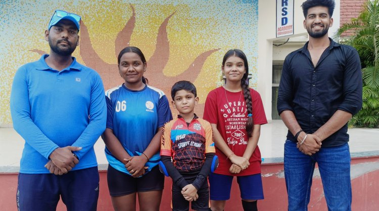 6वीं उत्तर प्रदेश राज्य रोलर स्केटिंग प्रतियोगिता में मुरादाबाद का प्रतिनिधित्व करने के लिए चार खिलाड़ी रवाना