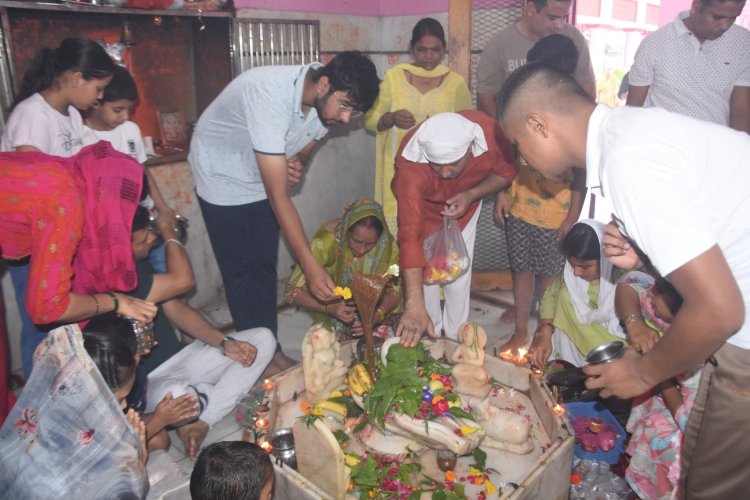 नागपंचमी पर्व को शिव मंदिरों में भक्तों की भारी भीड़