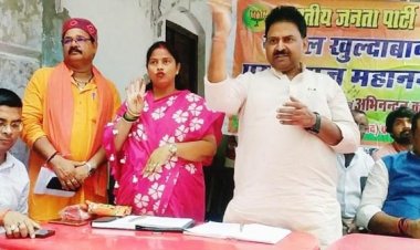 आपरेशन सिंदूर पर प्रश्न चिंह लगाने वाले खुद प्रश्न चिन्ह बन जाएंगे : महेश चंद्र श्रीवास्तव