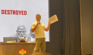 राहुल गांधी के नेतृत्व में सोमवार को इंडी गठबंधन के नेता संसद से चुनाव आयोग तक निकालेंगे मार्च, वोट चोरी का आरोप