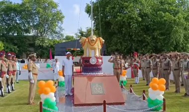 वाराणसी में सांस्कृतिक कार्यक्रमों के बीच आजादी का जश्न