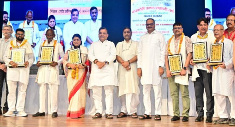 क्रान्तिकारियों के योगदान को भूलना नहीं चाहिए: अनिल