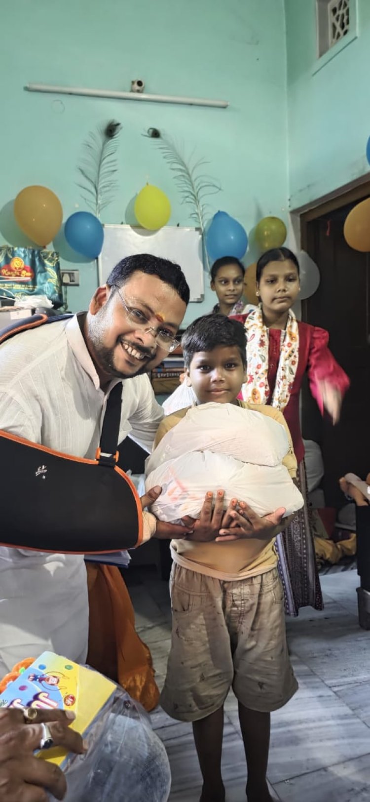 डोम, बाल्मिकी समाज के उत्थान के लिए सुन्दरयान फाउंडेशन ने किया पर्याप्त कार्य - अशोक कुमार