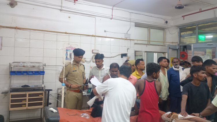 खड़े ट्रैक्टर की ट्राली से टकराये बाइक सवार,दो युवकों की मौत,तीसरा घायल, वाराणसी ट्रामा सेंटर रेफर