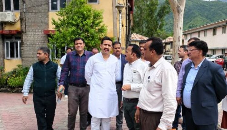 सुन्नी अस्पताल में स्थापित होगा क्रिटिकल केयर यूनिट : विक्रमादित्य सिंह