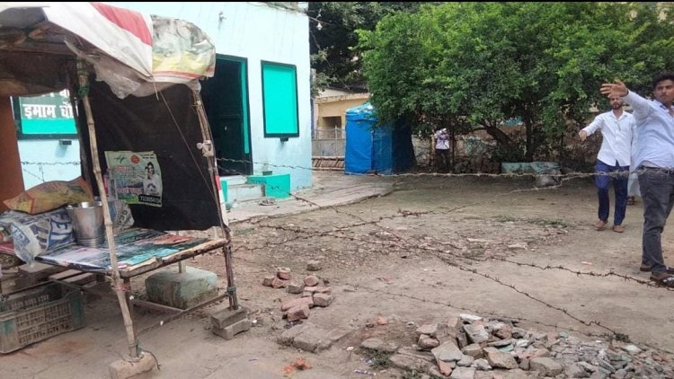 वाराणसी: नगर निगम की भूमि पर अवैध इमामबाड़ा निर्माण, एडीएम सिटी ने मांगे दस्तावेज़