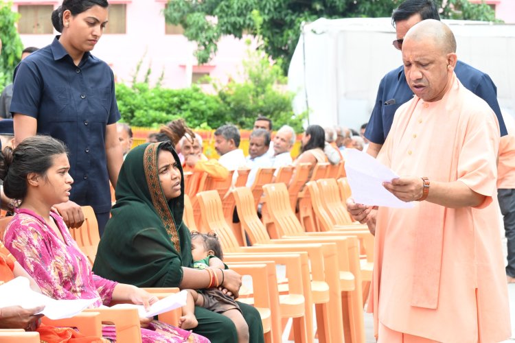 तत्परता और संवेदनशीलता से करें जन समस्याओं का निस्तारण : सीएम